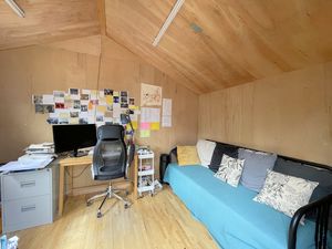 Rectory Road- click for photo gallery